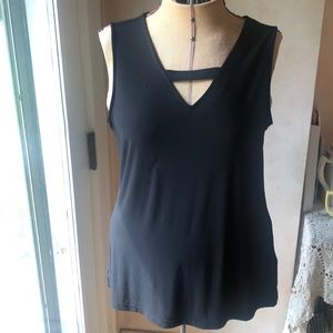 NWOT SUSAN GRAVER LIQUID KNIT SLEEVELESS TOP BLK M